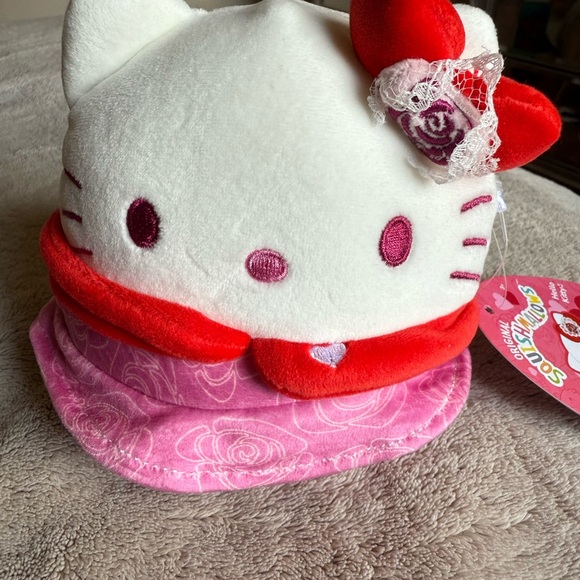 Hello Kitty Other - Hello Kitty Squishmallow